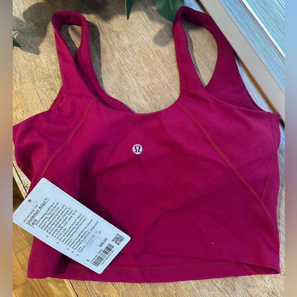 Lululemon berry rumble size 8 cropped tank align - Picture 3 of 3